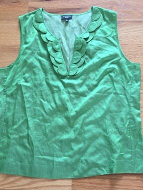 Talbots Hillside Green Sleeveless Scallop Trim Top Size 10P